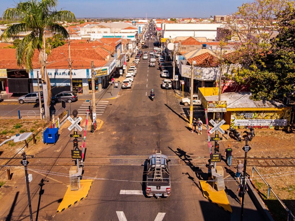 Paes Leme Mall Street